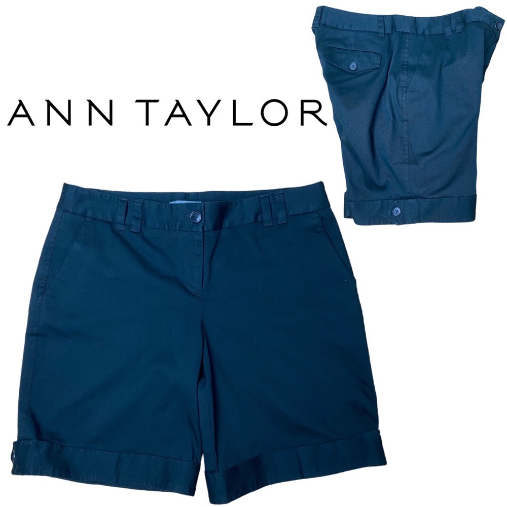 ANN TAYLOR Women’s Black Chino Mid Rise Shorts Fold and Buttons on Hem Size 10